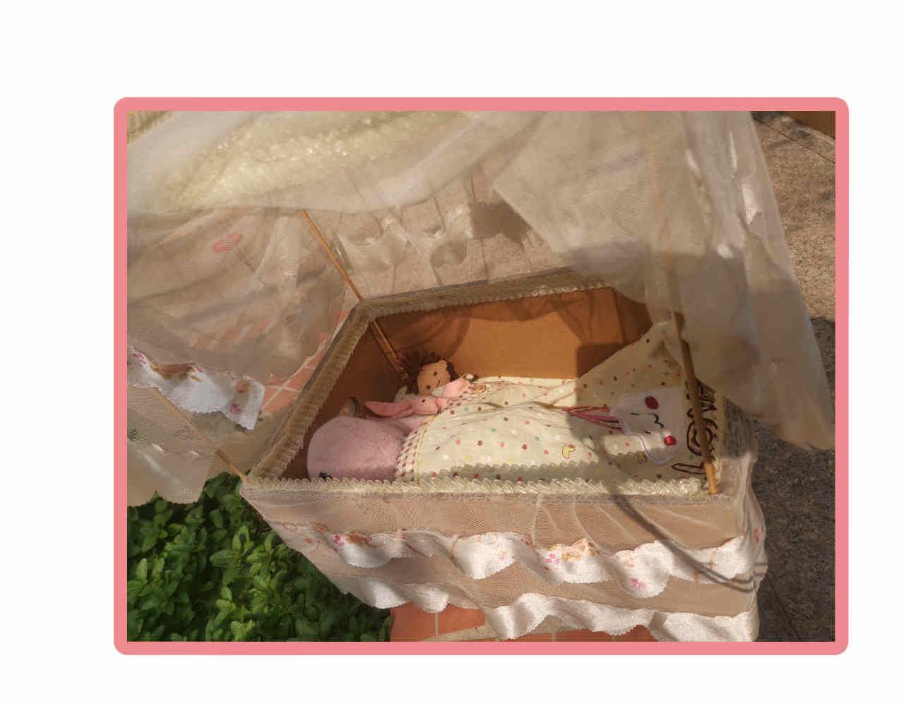 第一次做妈妈漫画,77.弟弟的公仔1图